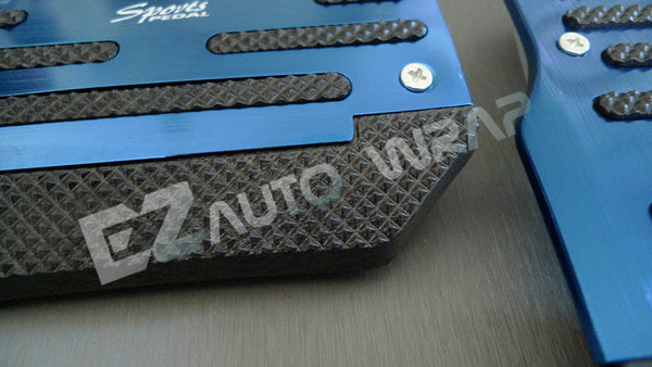 Universal Aluminum Auto Pedal Set (Blue / Red / Silver)
