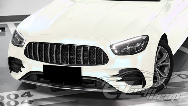 Gloss Pearl White to Blue Vinyl Wrap