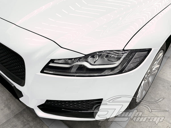 Gloss Pearl White to Red Vinyl Wrap