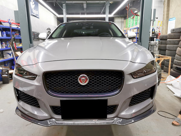 3pcs Front Bumper Lip For Jaguar XE 2017-2018 PC-89572 (Carbon Fiber Textured Black / Gloss Black / Matte Black)